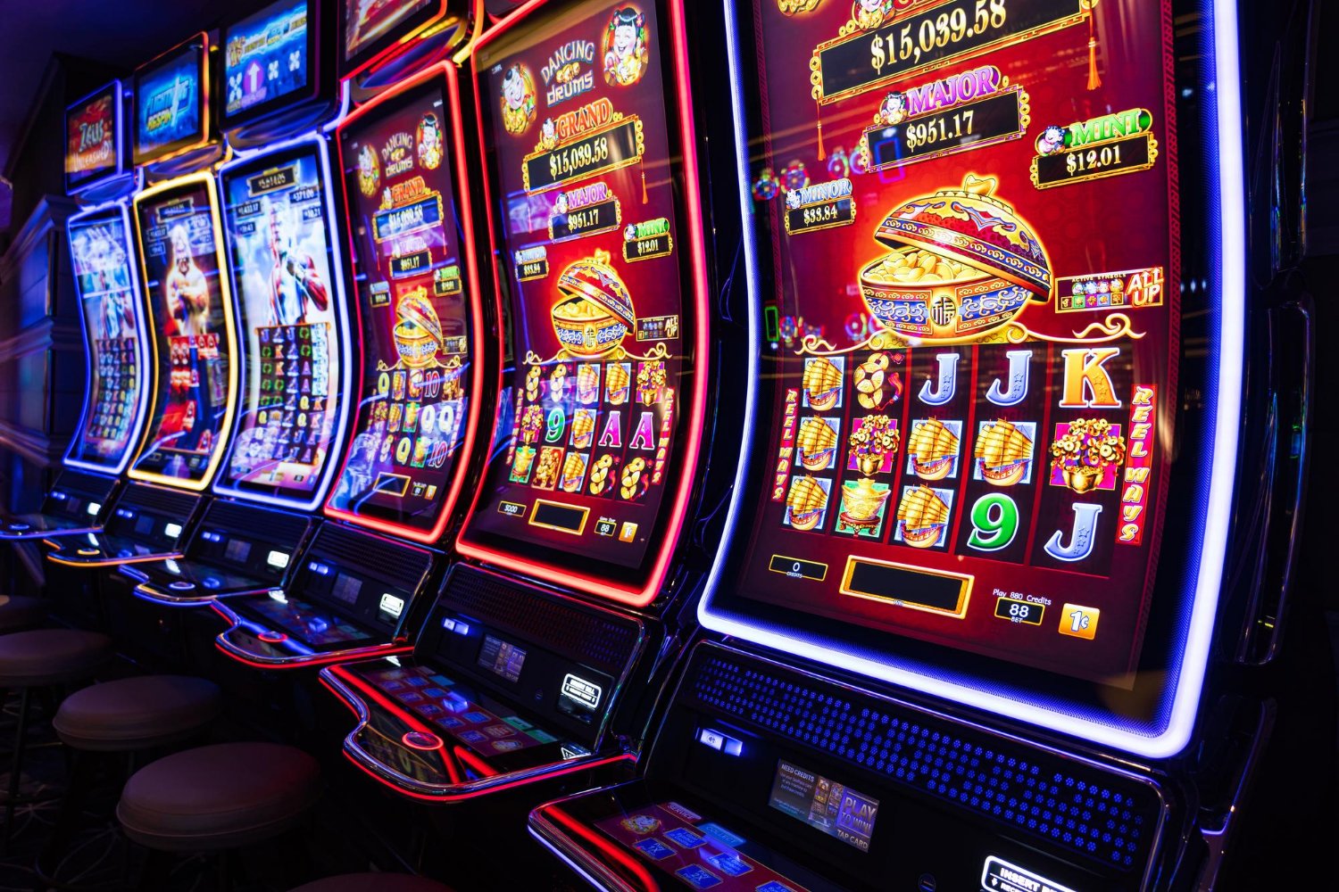 Arcades & Casinos